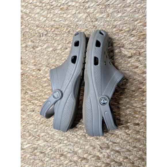 Crocs Classic Slip-On Clogs - Gray - Men's 6 Women's 8 Casual Comfort Sandals - Picture 2 of 8